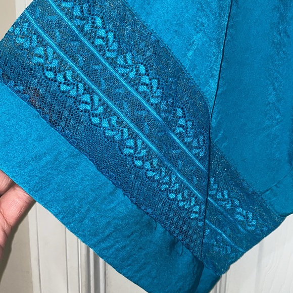 Linea Donatella Robe - Picture 3 of 5